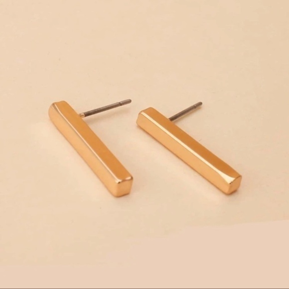 3/$30 💛 Metal Bar Earrings